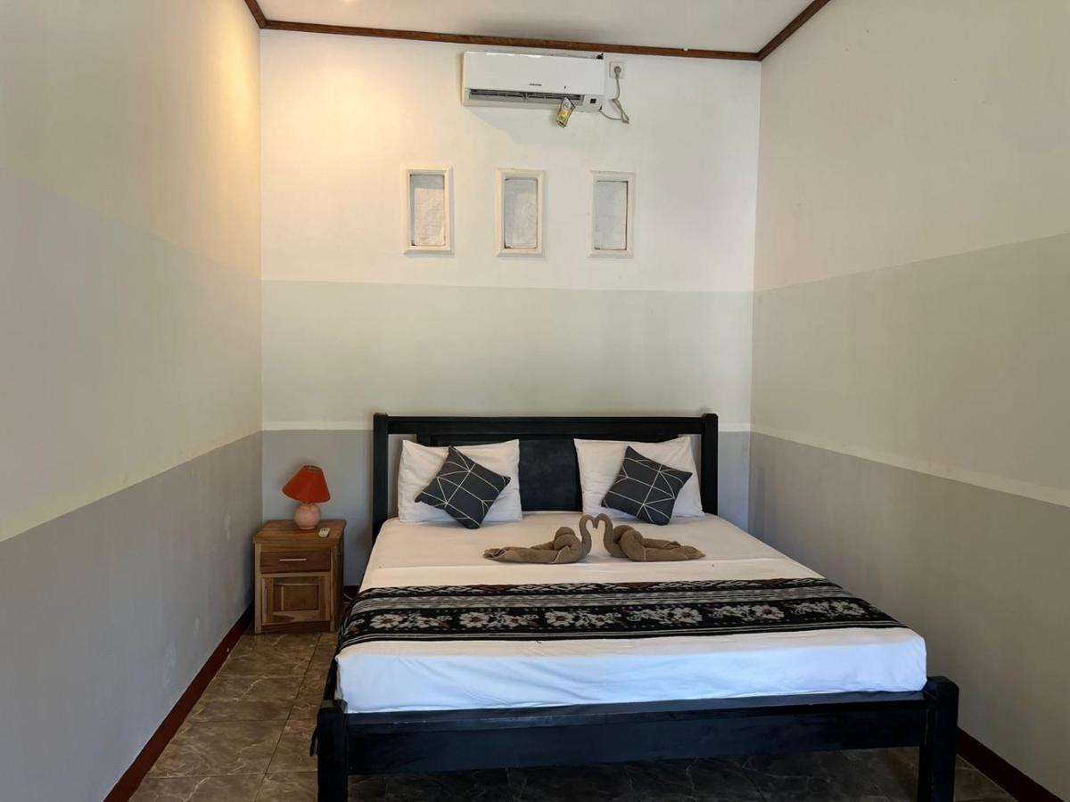 Kuta Circle Homestay Exterior photo