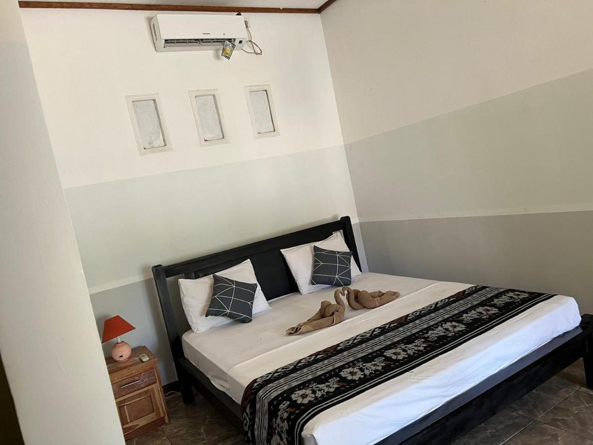 Kuta Circle Homestay Exterior photo