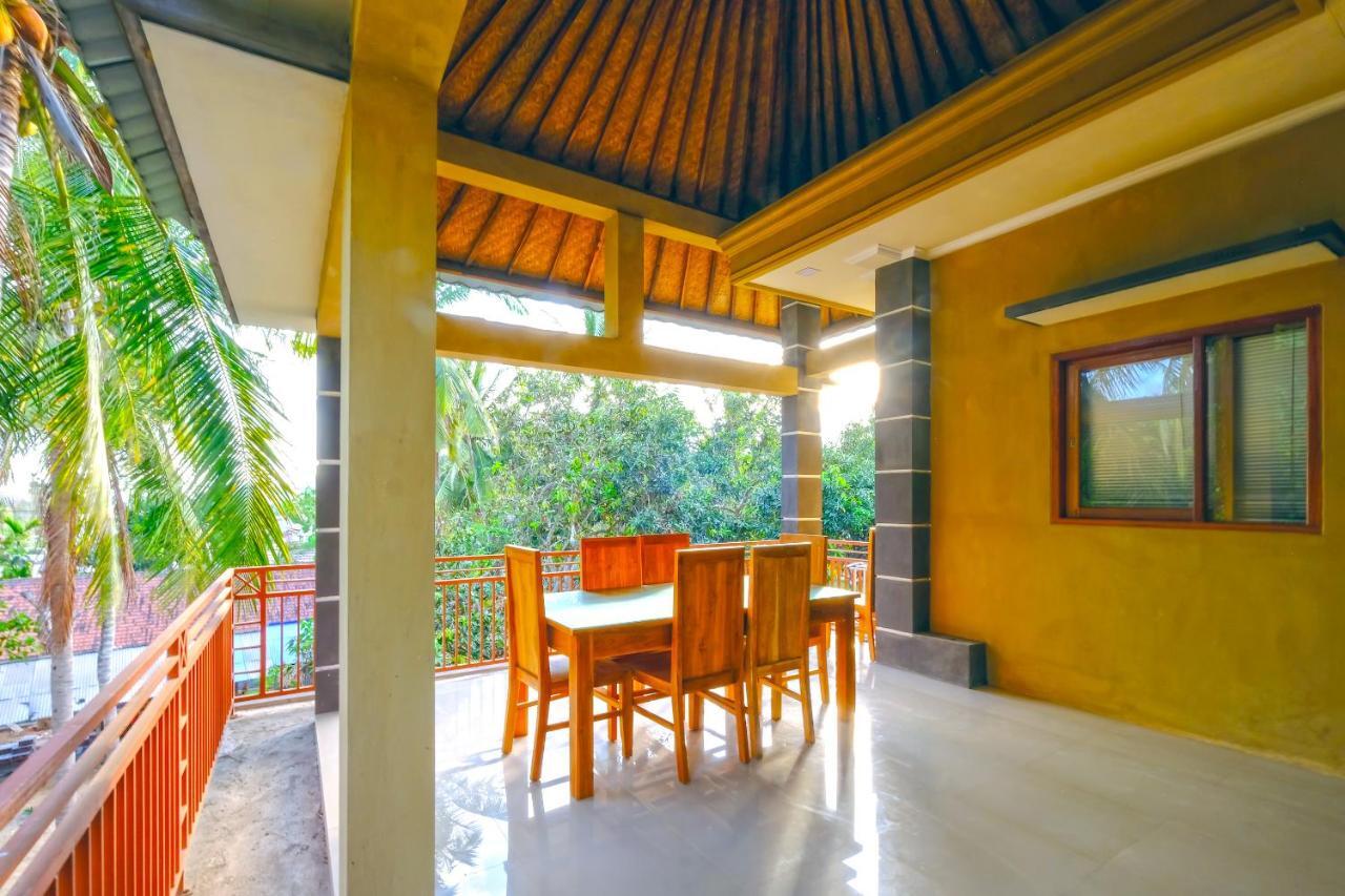 Kuta Circle Homestay Exterior photo