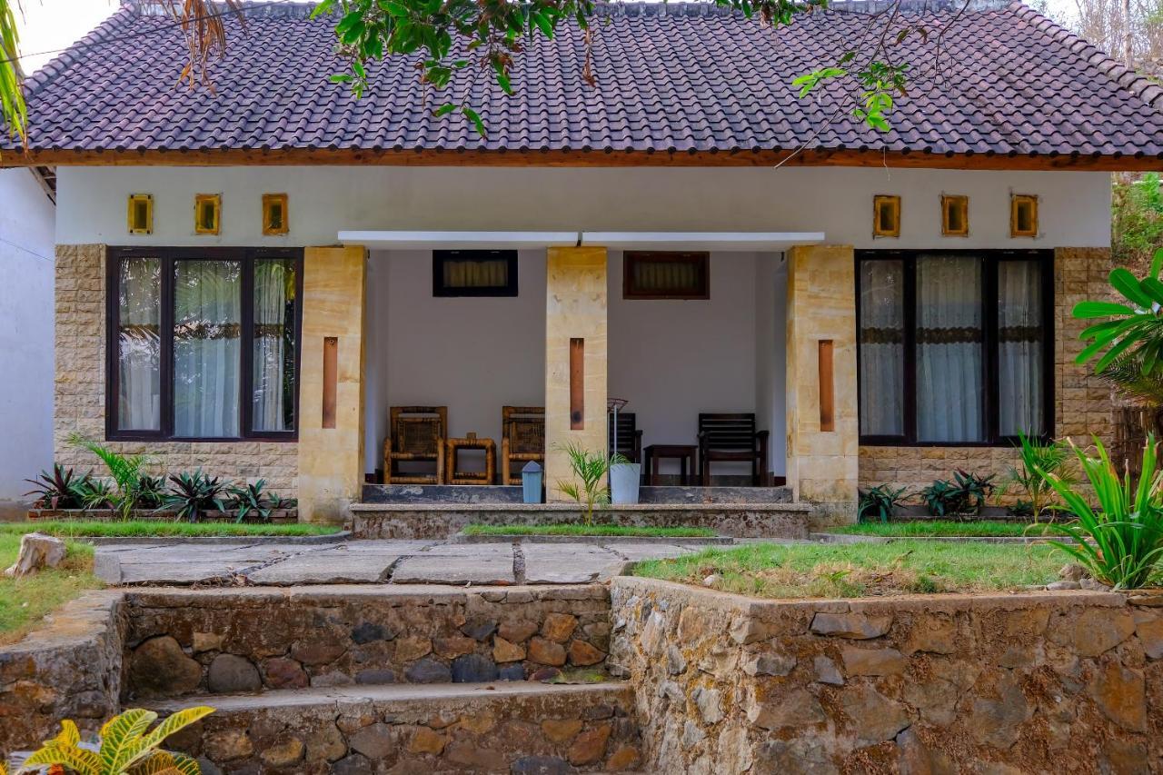 Kuta Circle Homestay Exterior photo